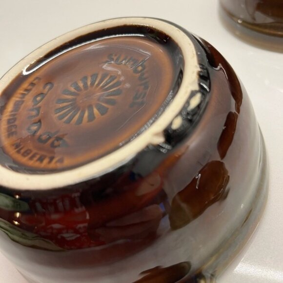 SUNBURST Canada Pottery Vintage Set of Four Soup Bowls Collectible Canadiana - Picture 7 of 10